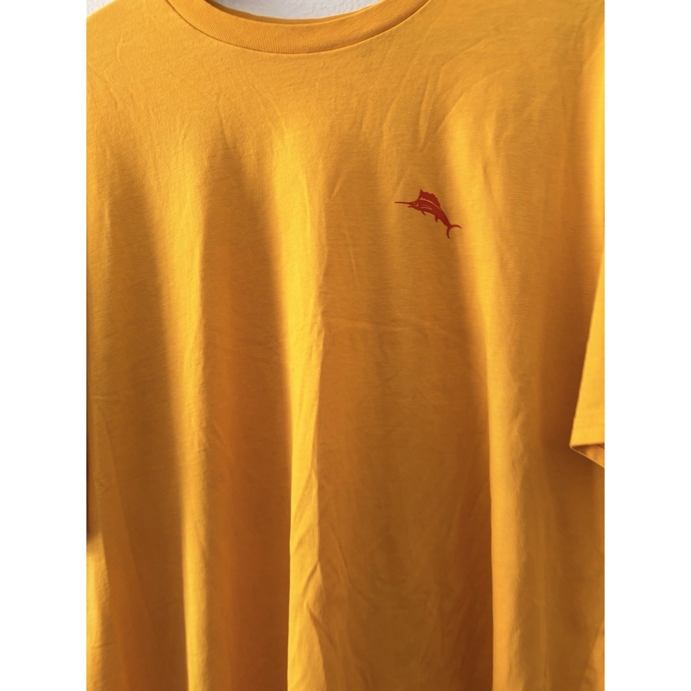 Tommy Bahama "Hazy Conditions" men's yellow graphic t-shirt. XL - Picture 5 of 8